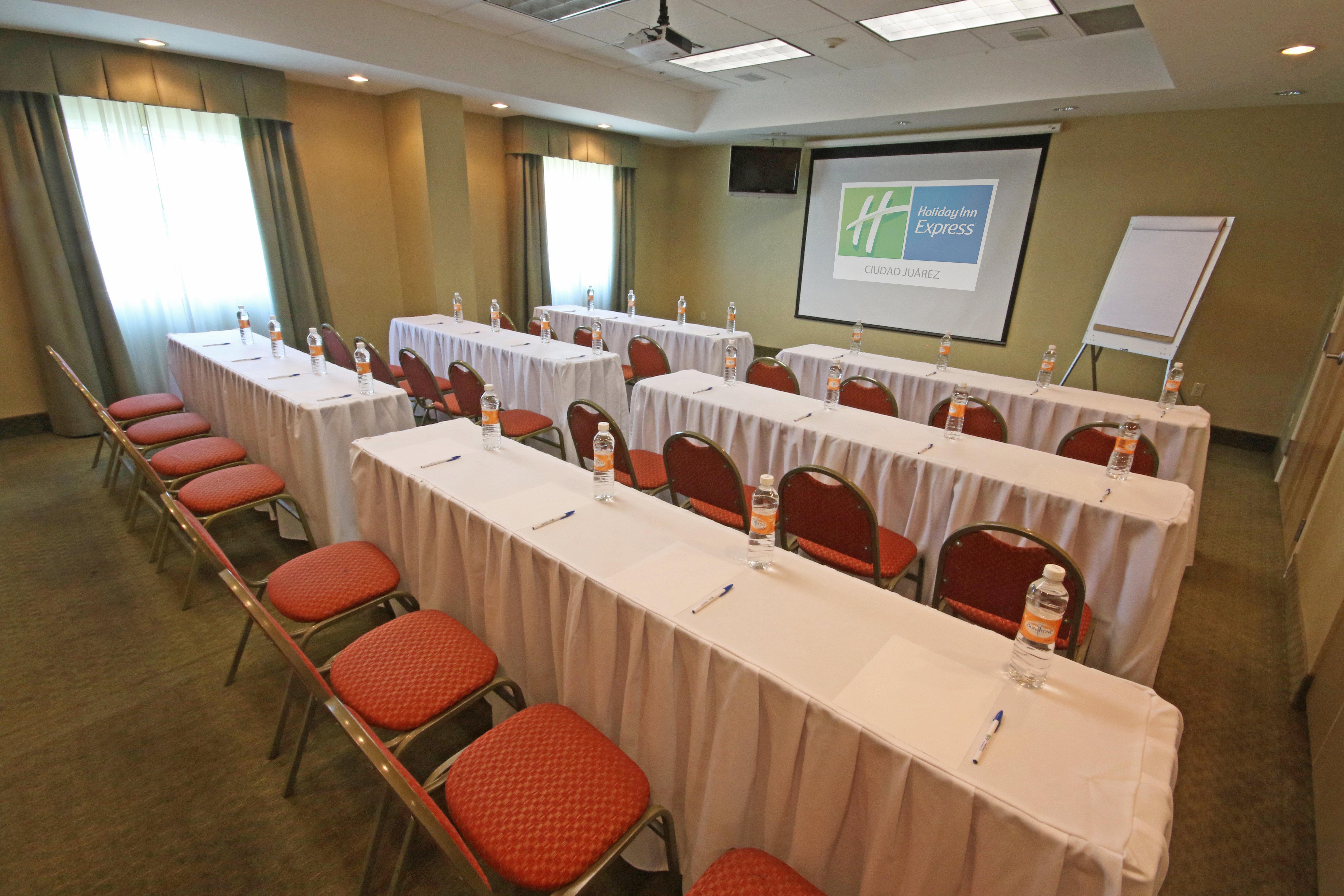 Holiday Inn Express Hotel & Suites Cd. Juarez - Las Misiones By Ihg Dış mekan fotoğraf